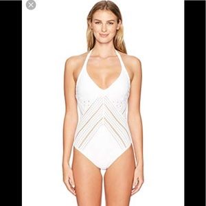 Robin Piccone Womens Clarissa Over The Should One Piece Swimsuit